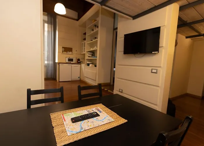 Venezia Square Apartment