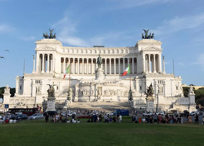 Venezia Square